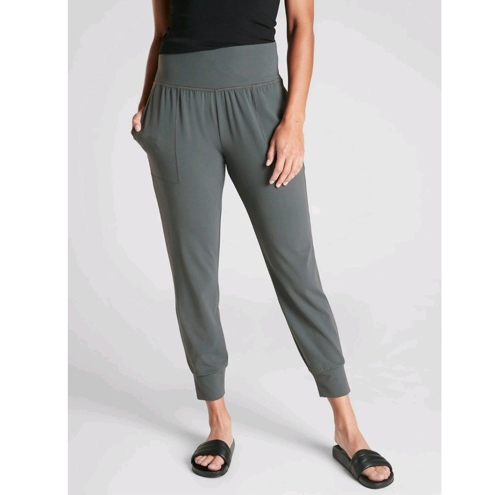 Athleta Salutation Jogger Pants Womens Small Athletic Stretch‎ Yoga Pockets